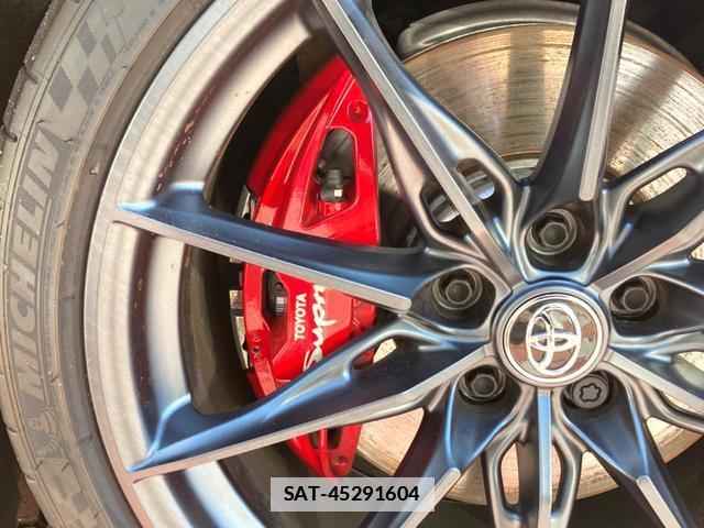 Toyota SUPRA 2023-06 7868348-6