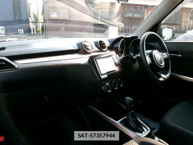 Suzuki SWIFT 2020-02 7868960-5