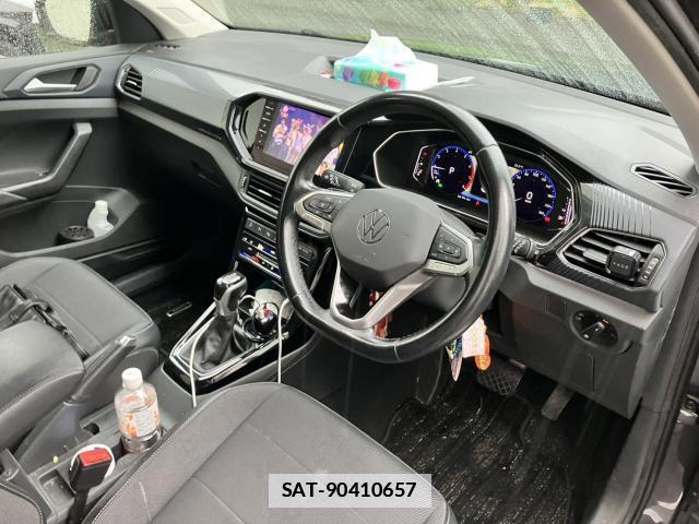VolksWagen T-CROSS 2022-03 7870960-2
