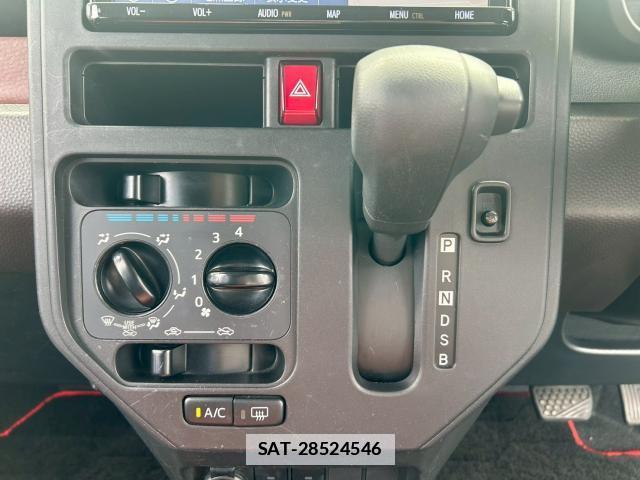 Toyota TANK 2019-06 7871580-15