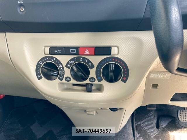 Daihatsu TANTO EXE 2010-03 7868636-17