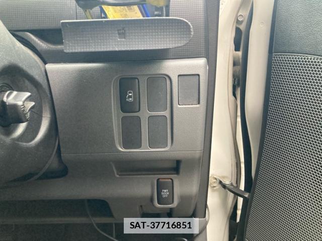 Daihatsu TANTO 2009-11 7867982-9