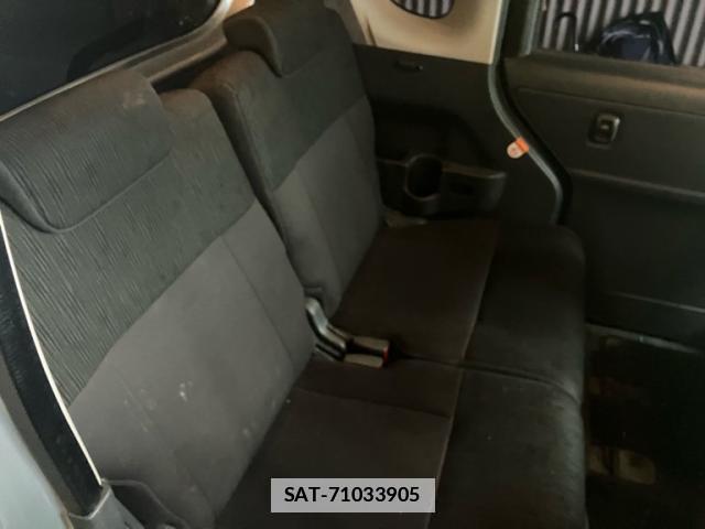 Daihatsu TANTO 2011-04 7868640-11