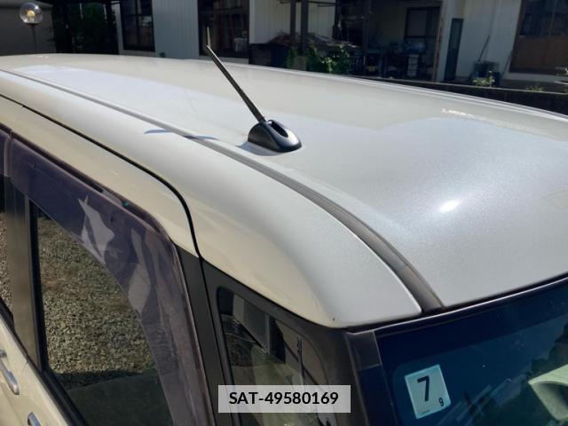 Daihatsu TANTO 2014-07 7870470-12