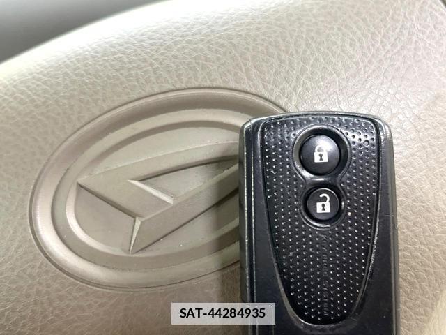 Daihatsu TANTO 2011-02 7872816-3