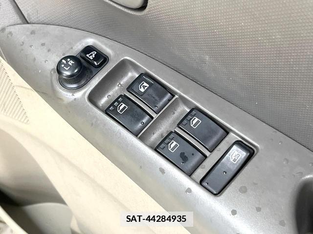 Daihatsu TANTO 2011-02 7872816-5