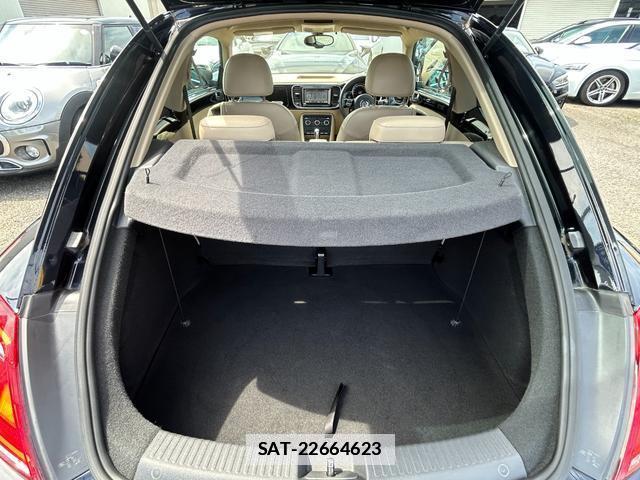 VolksWagen THE BEETLE 2013-03 7869827-17