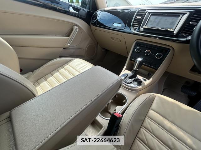 VolksWagen THE BEETLE 2013-03 7869827-19