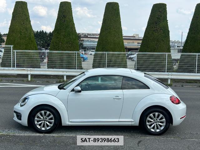 VolksWagen THE BEETLE 2017-10 7869828-13
