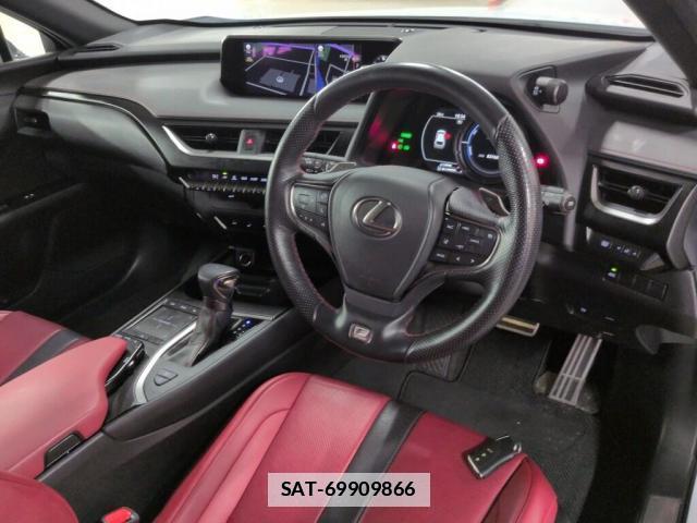 Lexus UX 2019-11 7871202-2