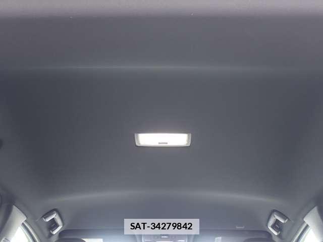 Lexus UX 2021-05 7872341-15