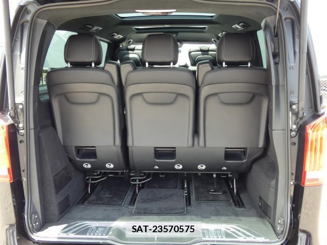 Mercedes Benz V-CLASS 2023-05 7870317-17