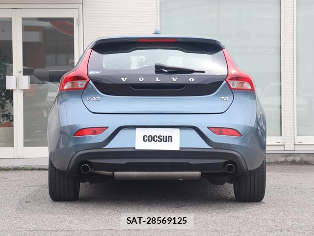 Volvo V40 2013-12 7868045-8