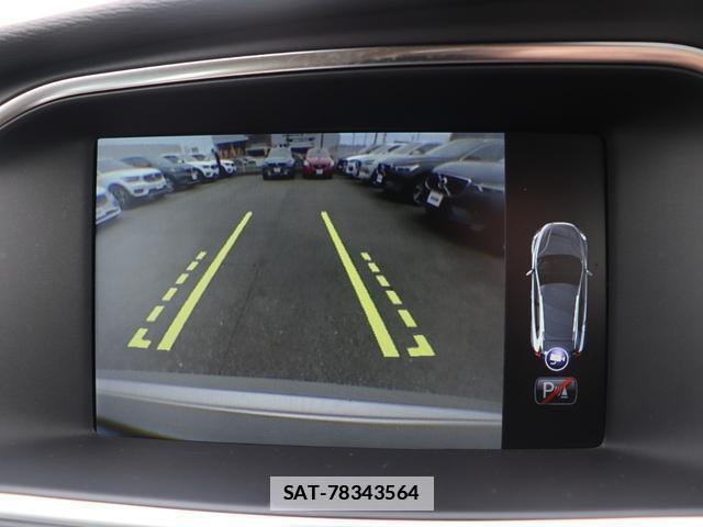 Volvo V40 2016-12 7868047-18