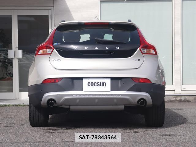Volvo V40 2016-12 7868047-8