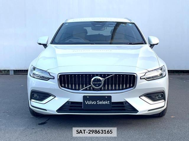 Volvo V60 2023-04 7867819-17