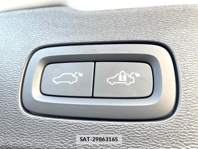 Volvo V60 2023-04 7867819-19