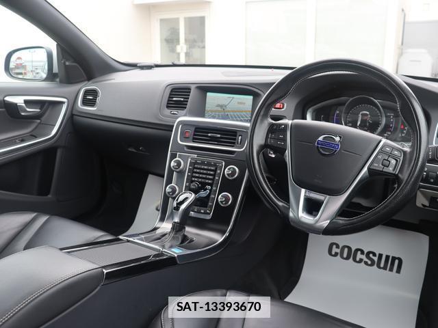 Volvo V60 2017-01 7868046-15