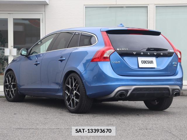 Volvo V60 2017-01 7868046-9