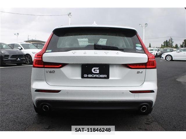 Volvo V60 2021-04 7870928-8