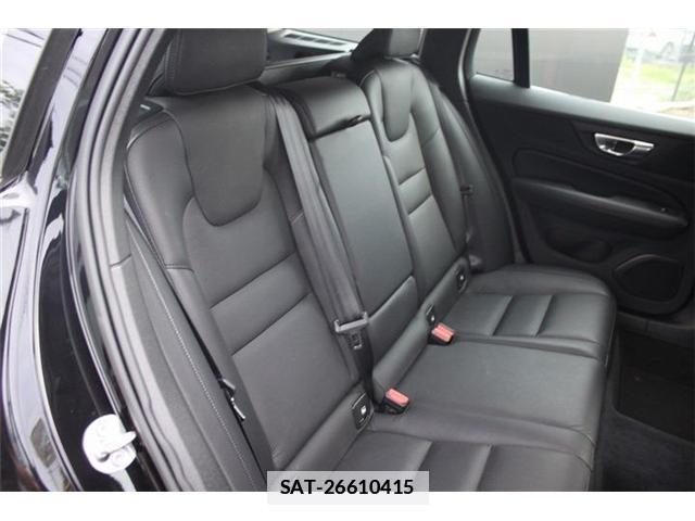 Volvo V60 2022-03 7870930-14