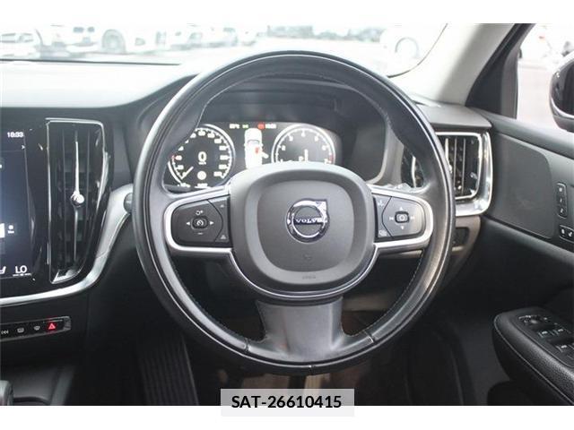 Volvo V60 2022-03 7870930-16