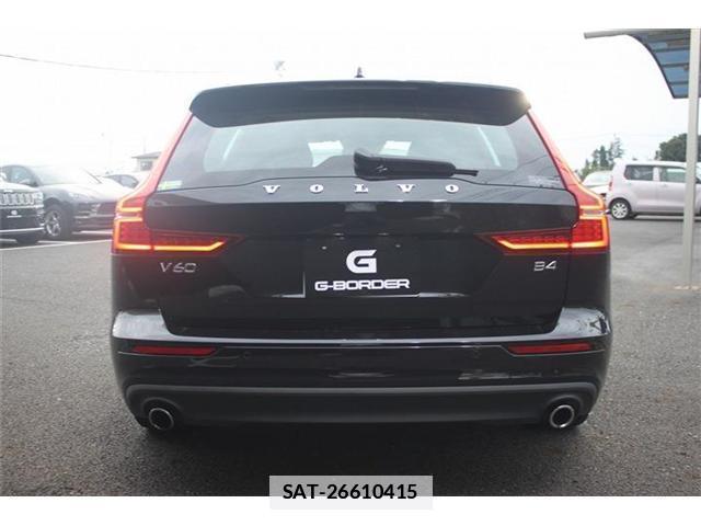 Volvo V60 2022-03 7870930-8