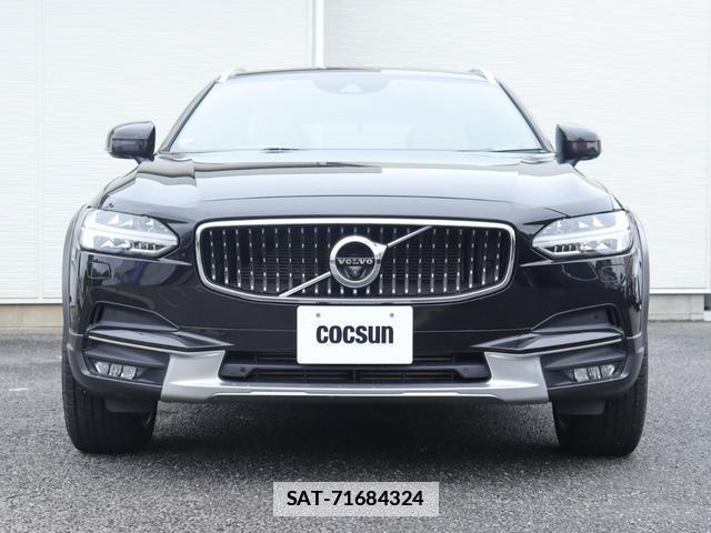 Volvo V90 2019-03 7867091-4