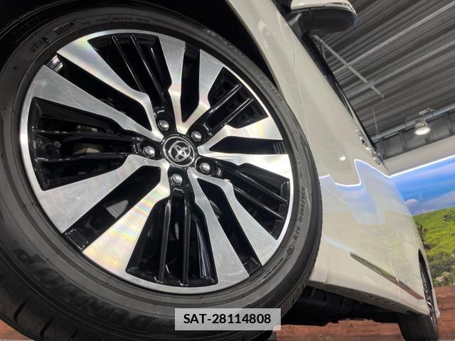 Toyota VELLFIRE 2019-06 7867932-15