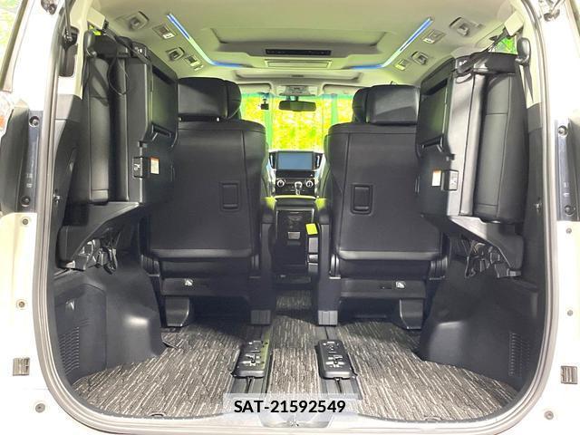 Toyota VELLFIRE 2017-06 7868276-11