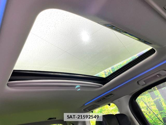 Toyota VELLFIRE 2017-06 7868276-2