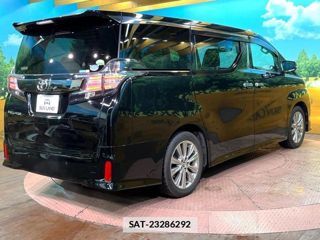 Toyota VELLFIRE 2017-12 7869199-16