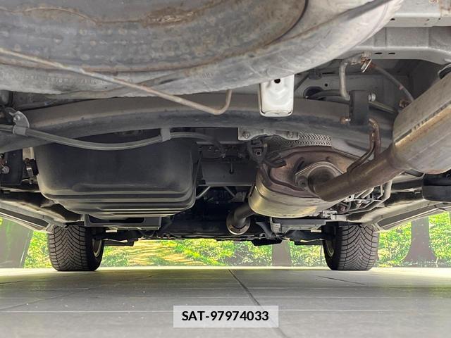 Toyota VELLFIRE 2013-08 7870452-18