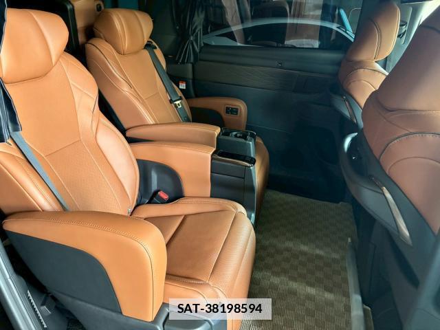 Toyota VELLFIRE 2023-10 7871723-19