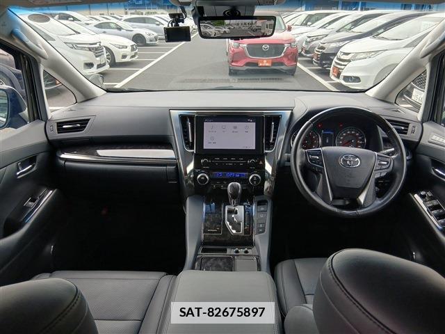 Toyota VELLFIRE 2021-03 7872289-18