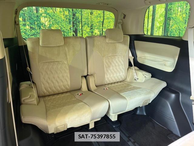 Toyota VELLFIRE 2019-08 7872482-9