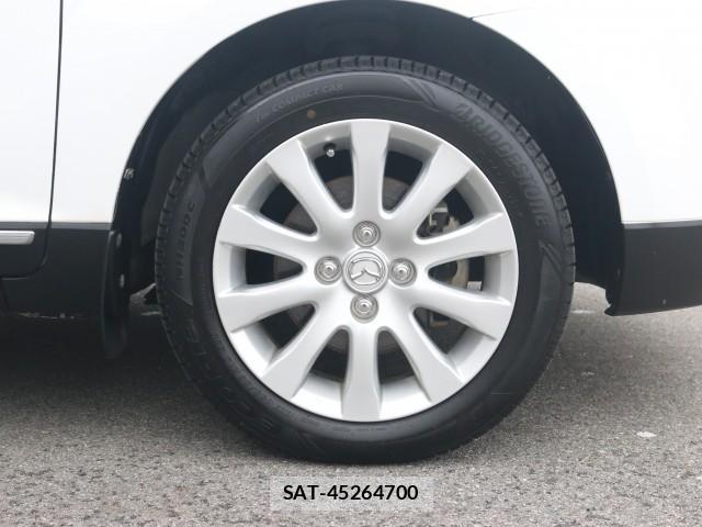 Mazda VERISA 2009-06 7867526-8