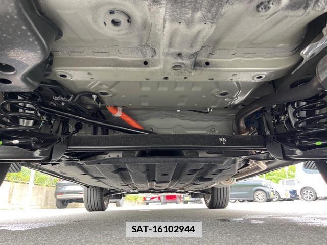 Honda VEZEL 2023-11 7867243-18