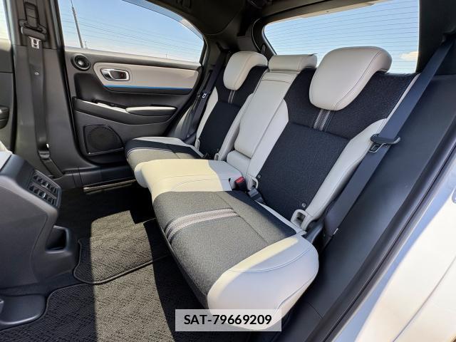 Honda VEZEL 2025-10 7867376-8