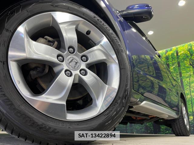 Honda VEZEL 2015-12 7867884-12