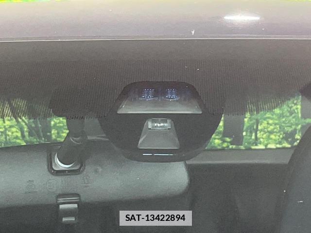 Honda VEZEL 2015-12 7867884-2