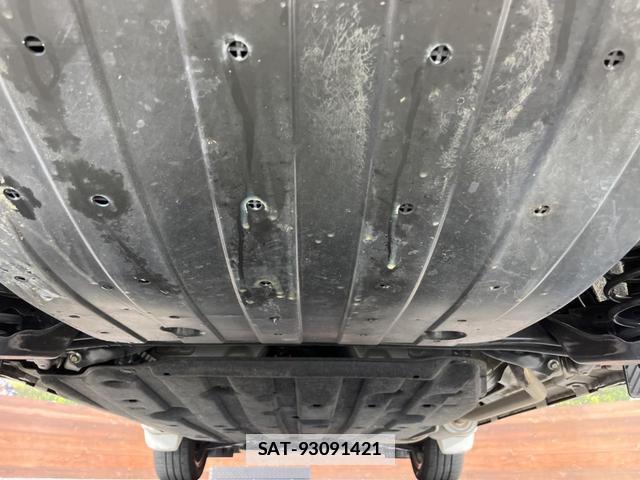 Honda VEZEL 2014-11 7867939-19