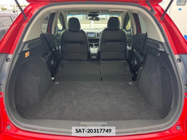 Honda VEZEL 2018-04 7868578-10