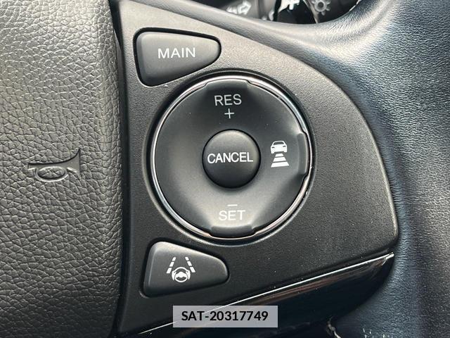 Honda VEZEL 2018-04 7868578-5