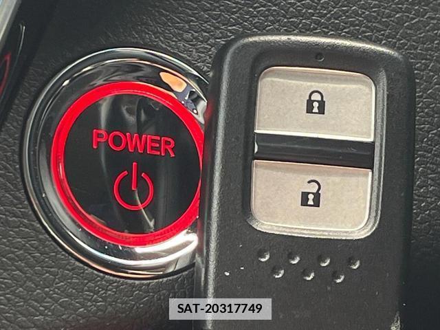 Honda VEZEL 2018-04 7868578-6