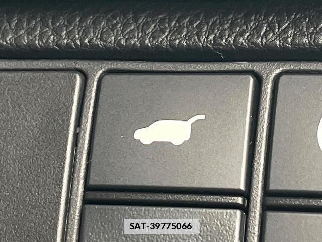 Honda VEZEL 2022-04 7868579-7