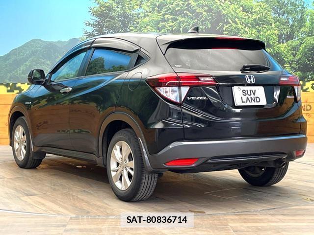 Honda VEZEL 2017-06 7869268-16