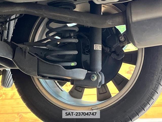 Honda VEZEL 2023-10 7869274-19