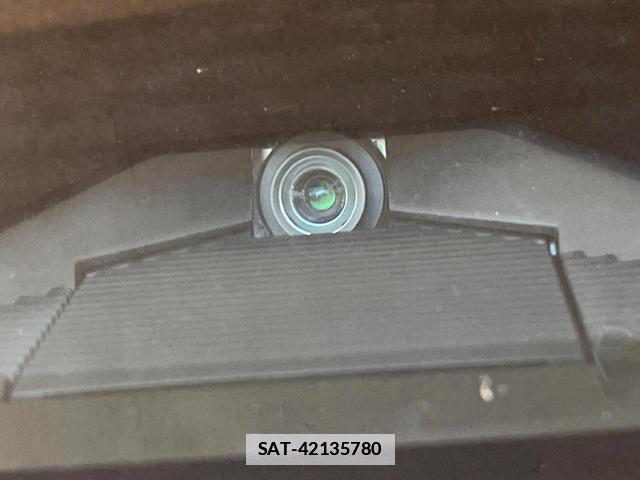Honda VEZEL 2022-02 7869281-5