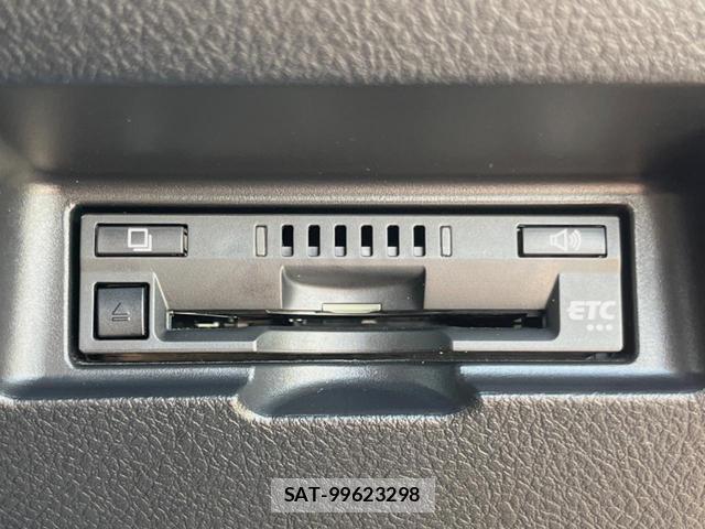 Toyota VITZ 2017-06 7866906-5